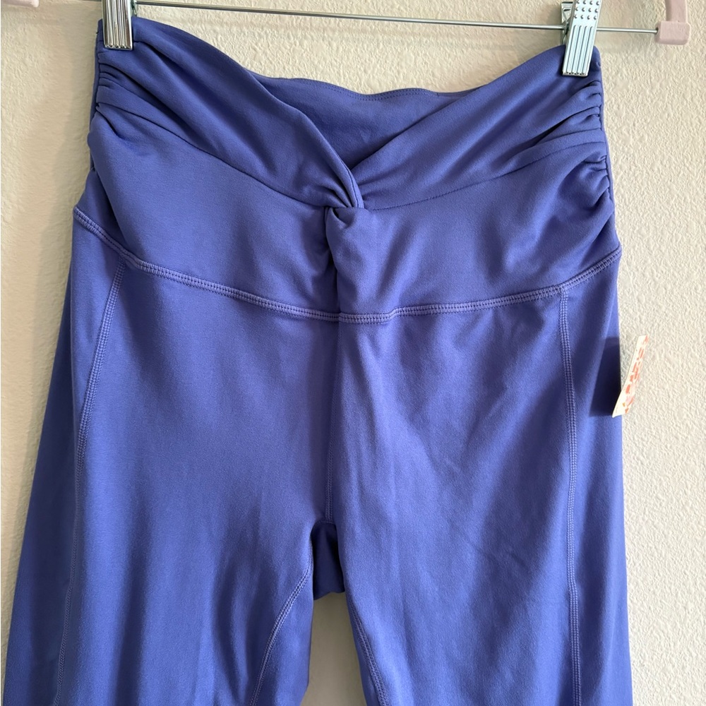 NWT Free People FP Movement Breathe Deeper Twist Leggings Moroccan Blue Medium - Picture 5 of 9